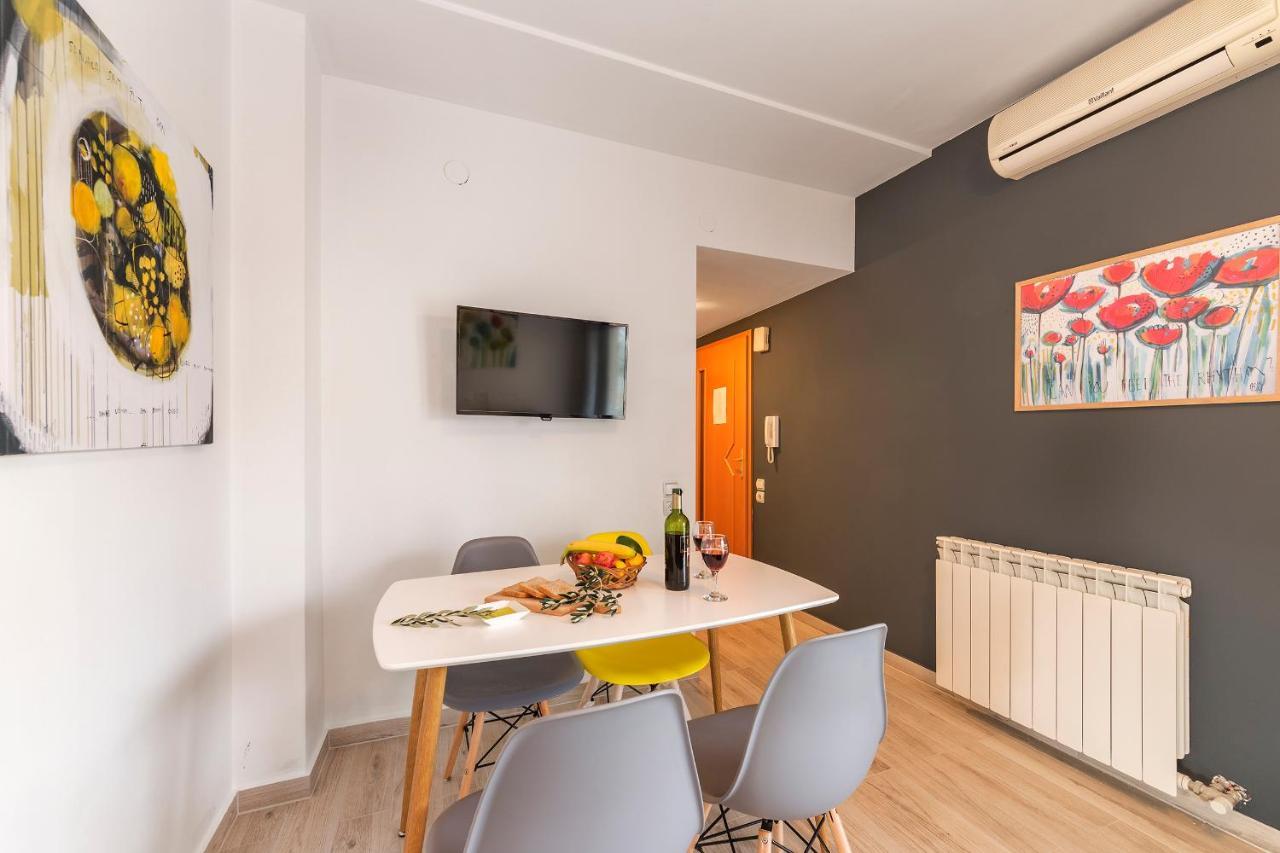 Apartments Canaria Пула Екстериор снимка